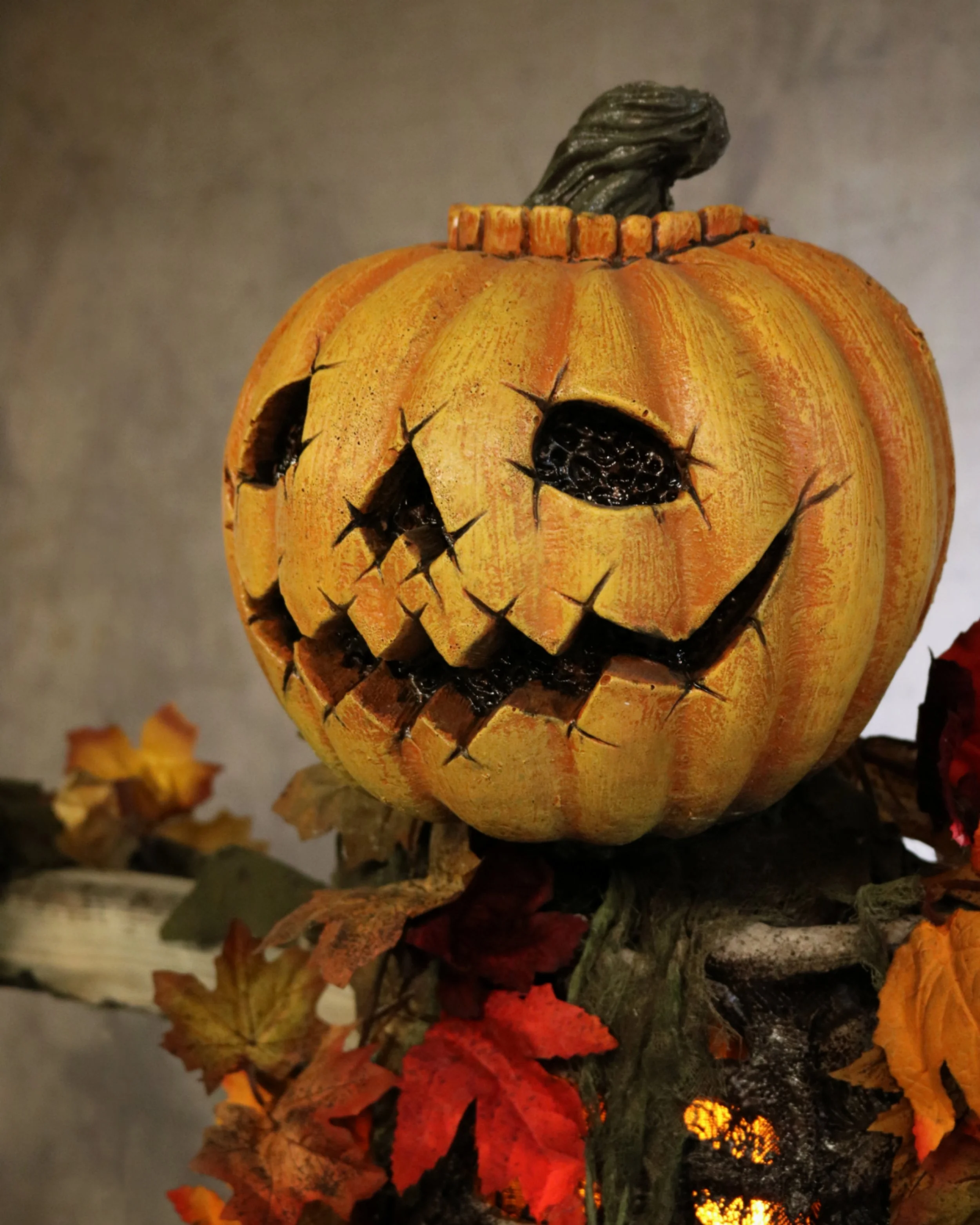 Pumpkin Corpse Lantern — HOME